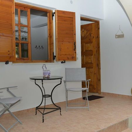 Ferienwohnung River House Fully Renovated & Equipped 10' From Dt Potamós Exterior foto
