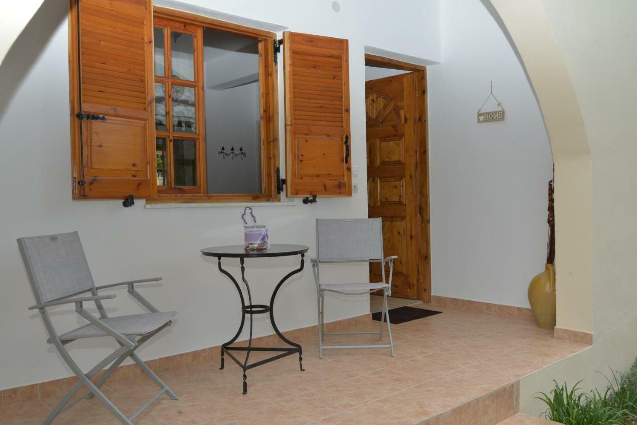 Ferienwohnung River House Fully Renovated & Equipped 10' From Dt Potamós Exterior foto