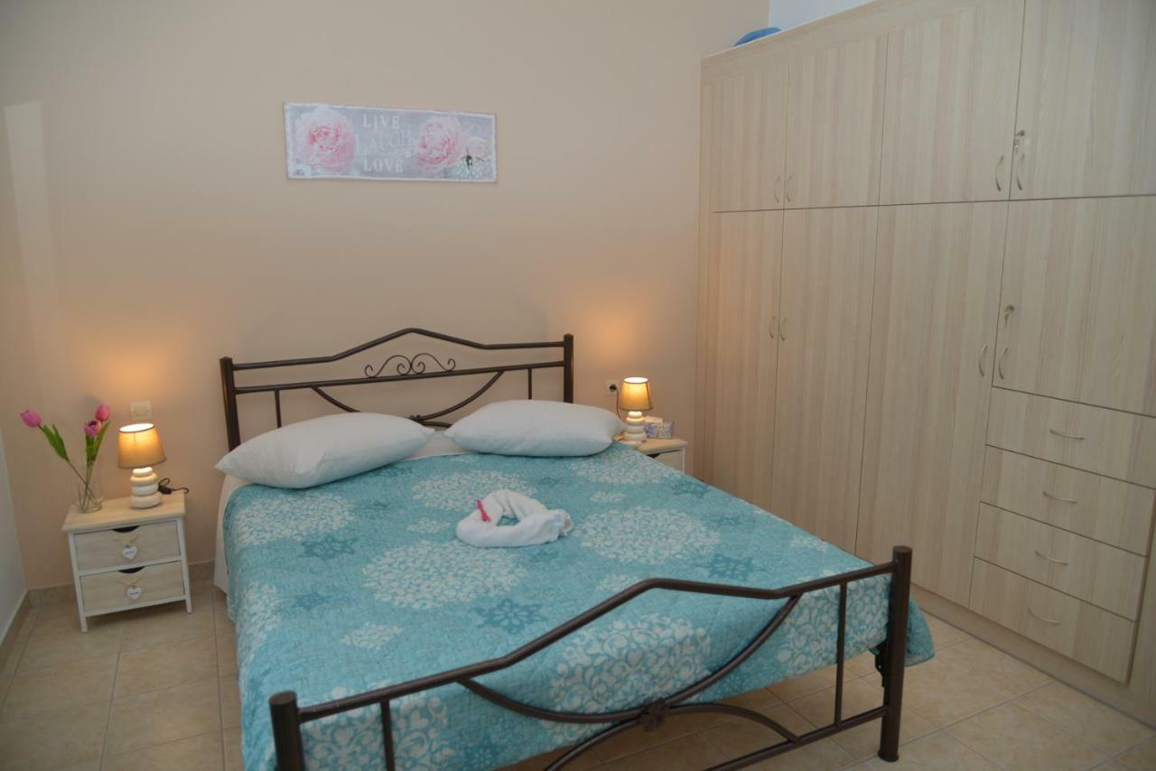Ferienwohnung River House Fully Renovated & Equipped 10' From Dt Potamós Exterior foto
